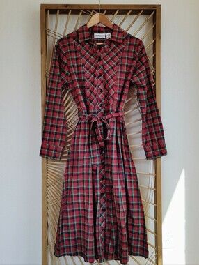 Country Store 100% Cotton Button Front Long Sleeve Plaid Dress / Size Small